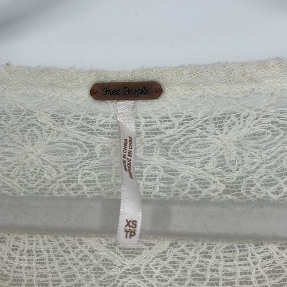 Free People Kristobel Lace Knit Sweater Top Y2K Flowy Babydoll Boho Western XS - Picture 8 of 11